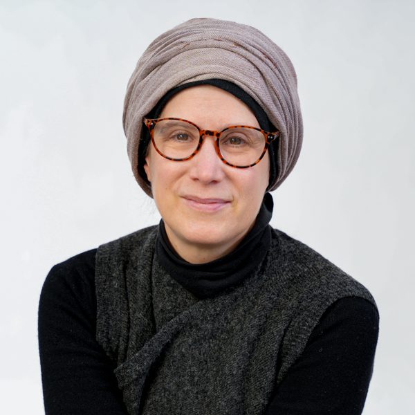 Mimi Holland photo