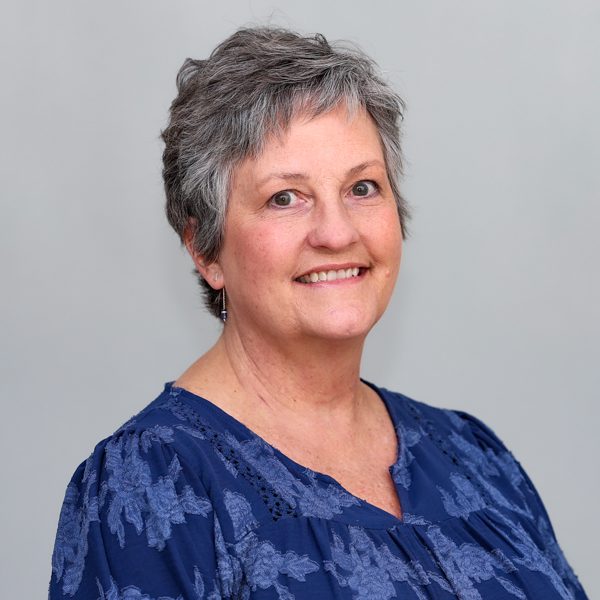 Julie Dishman headshot